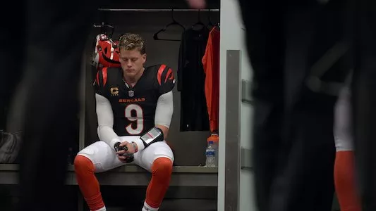 Poster del episodio 6 de Quarterback online